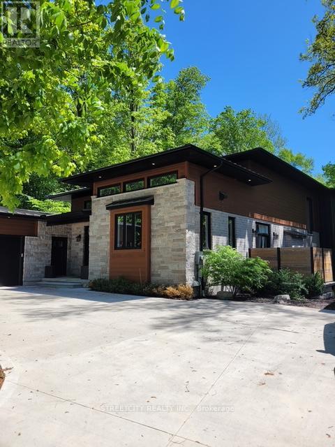 141 BALDWIN STREET, Tillsonburg