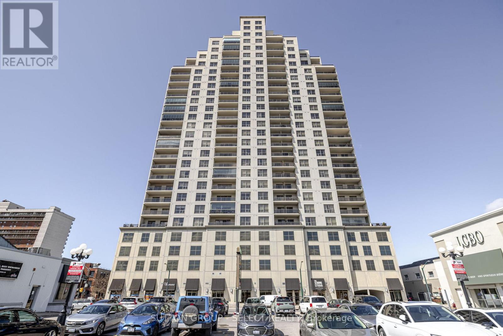 806 - 330 RIDOUT STREET, London East (East K)