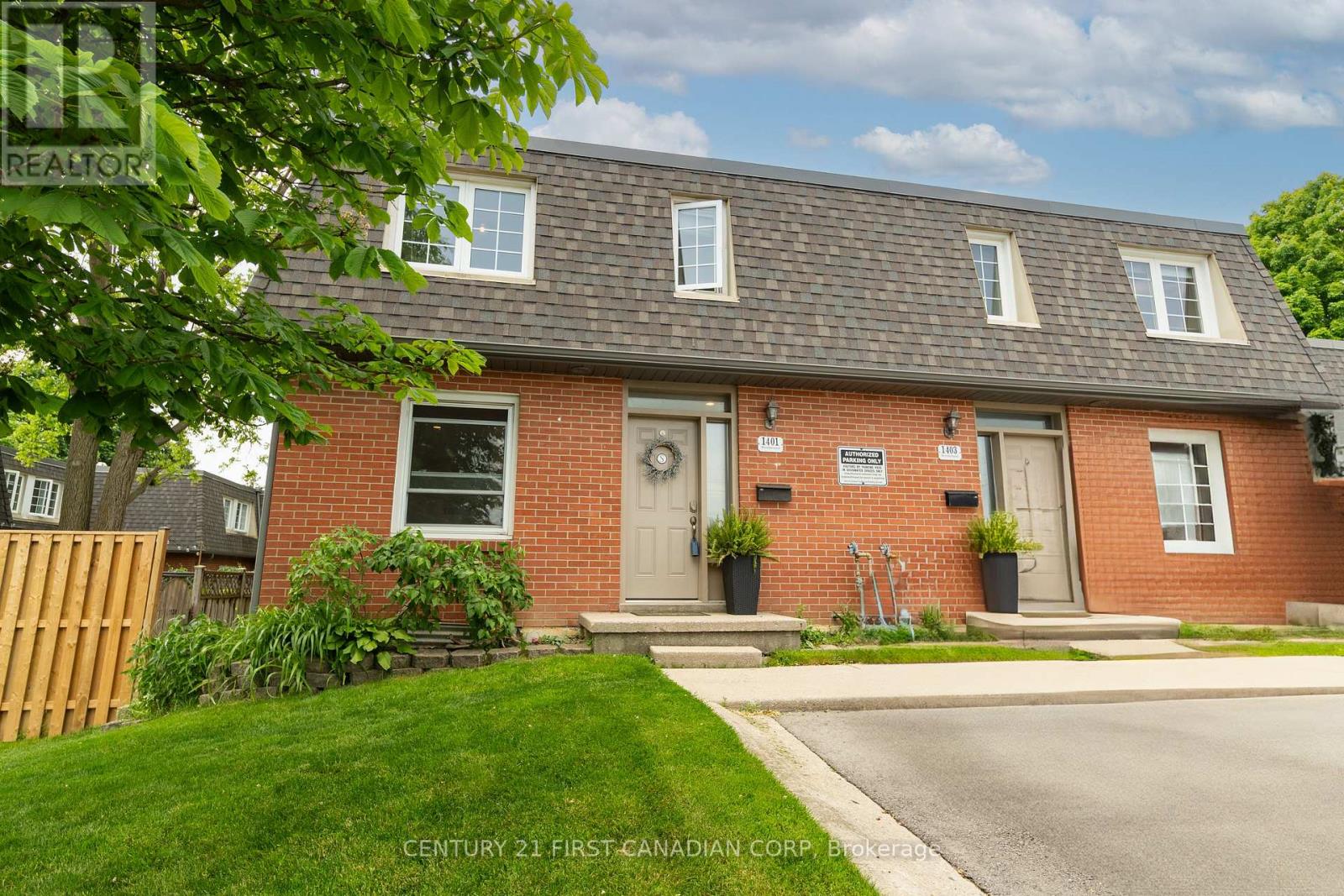 1401 WONDERLAND STREET N, London North (North F)