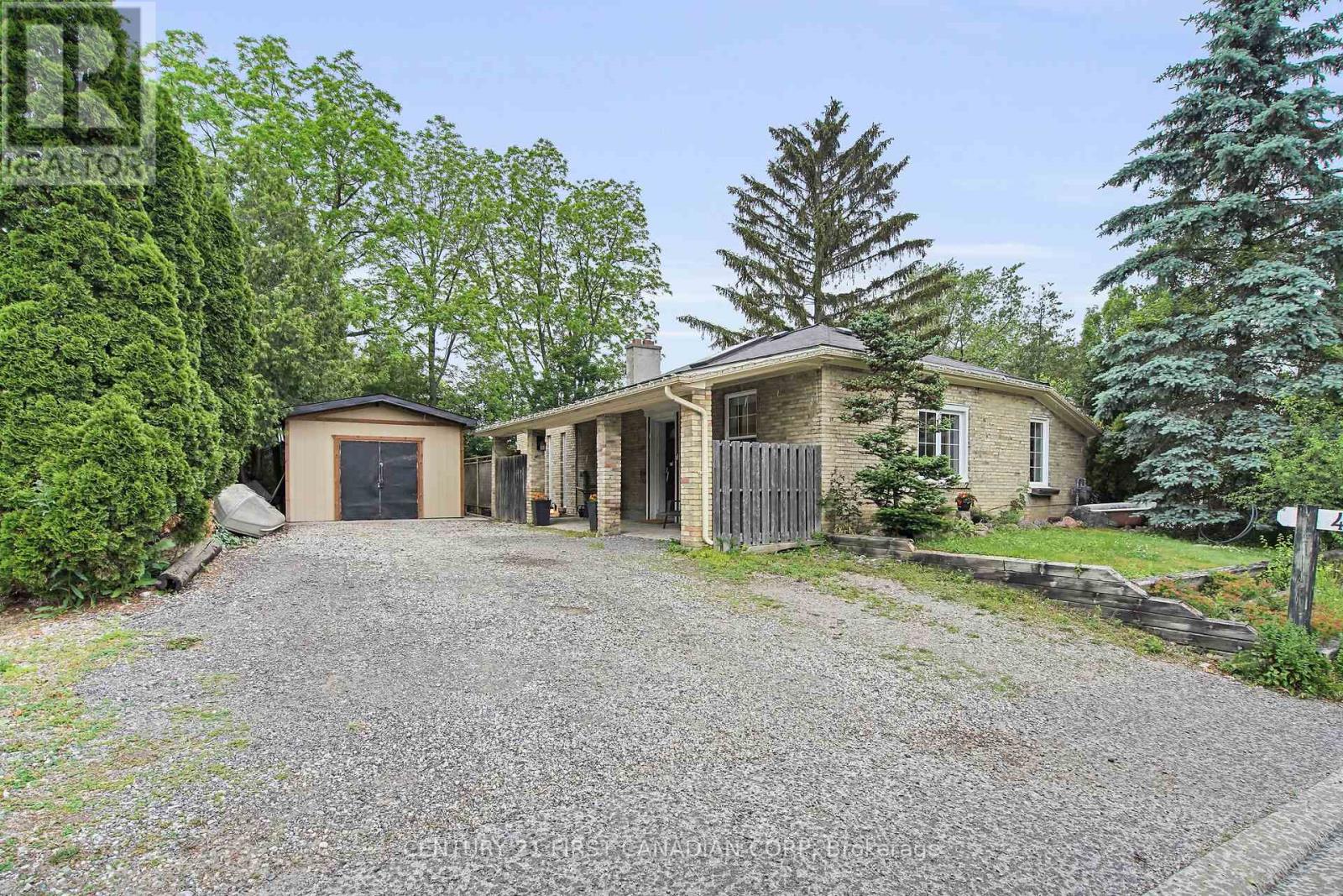 425 OLD WONDERLAND ROAD, London South (South N)