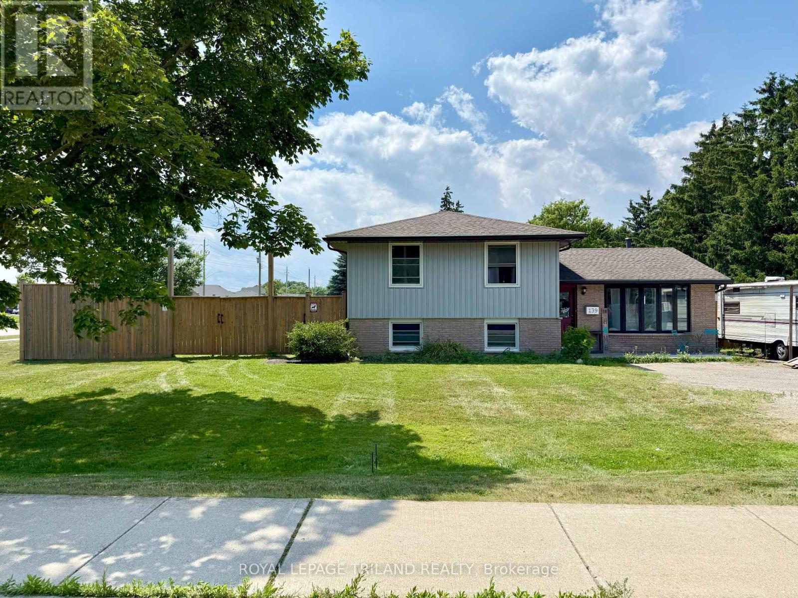 139 COULTER AVENUE, Central Elgin