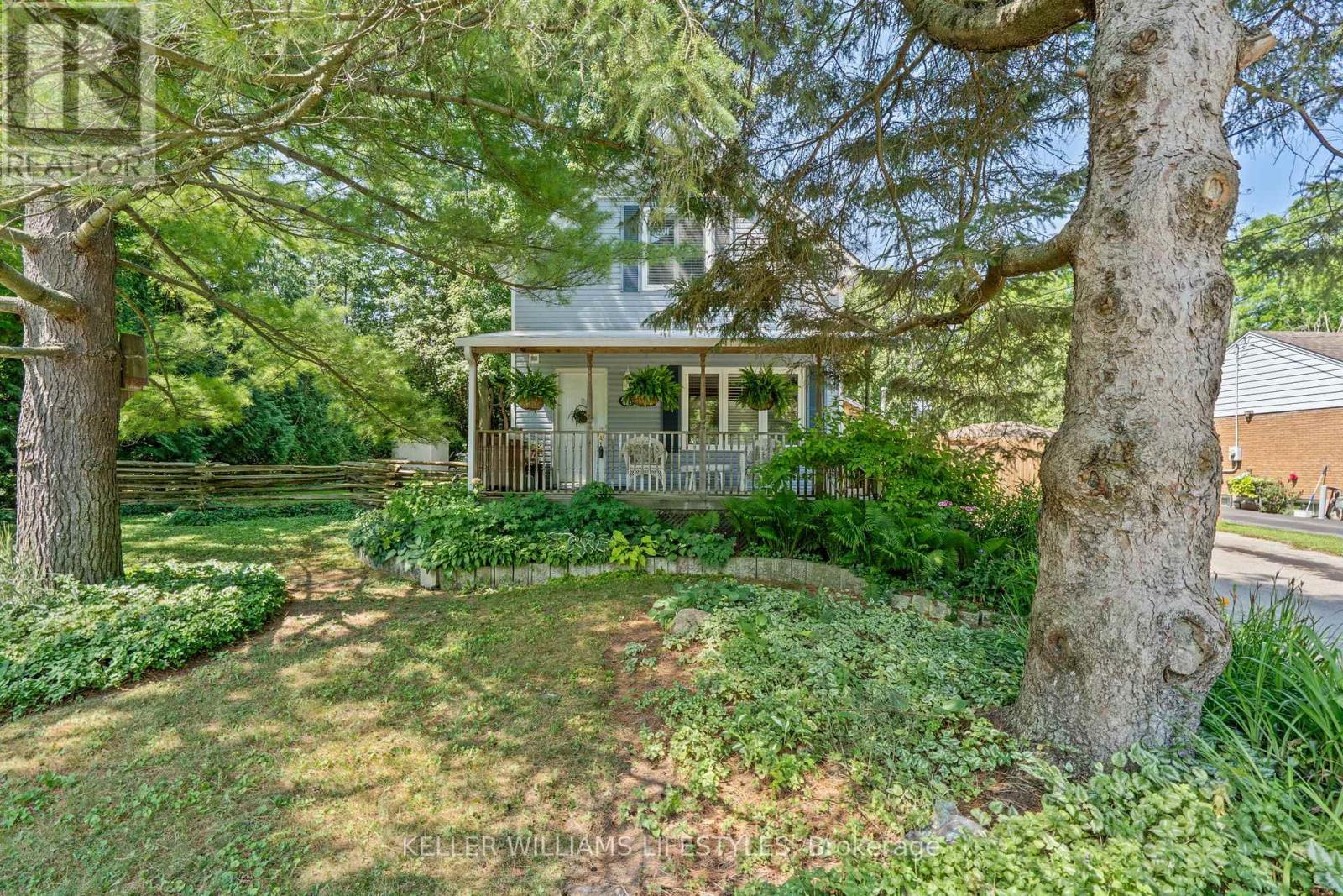 151 WILDWOOD AVENUE, London South (South D)