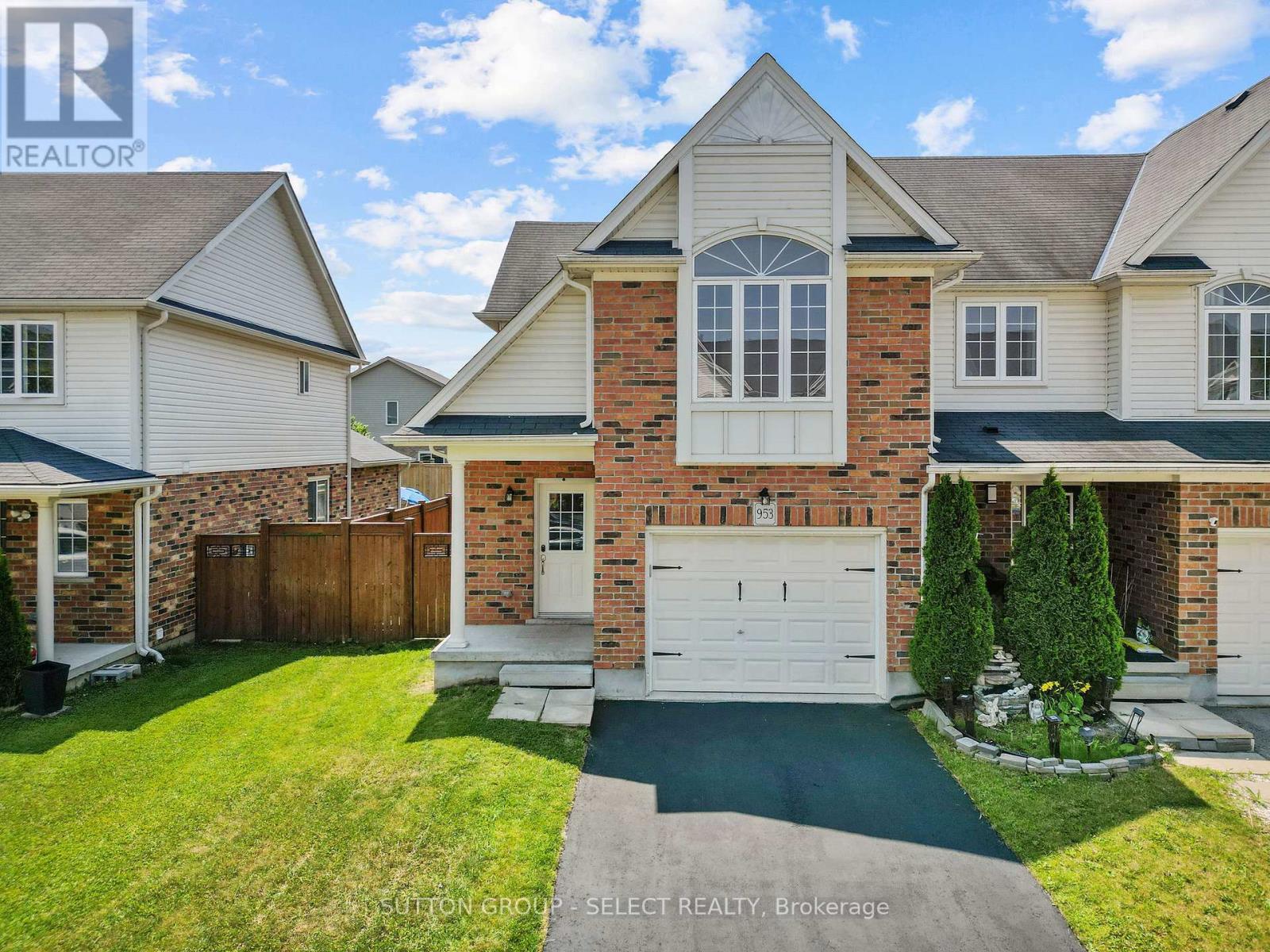 953 SILVERFOX CRESCENT, London North (North S)