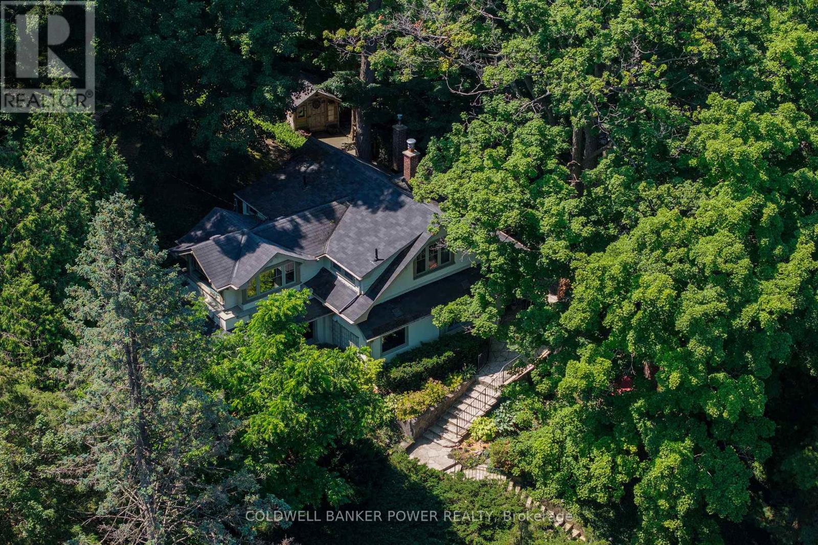 445 WESTMOUNT DRIVE, London South (South C)