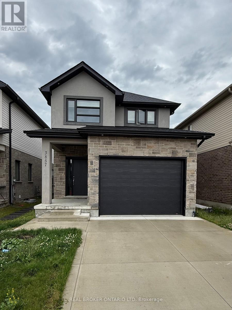 3857 AUCKLAND AVENUE, London South (South W)