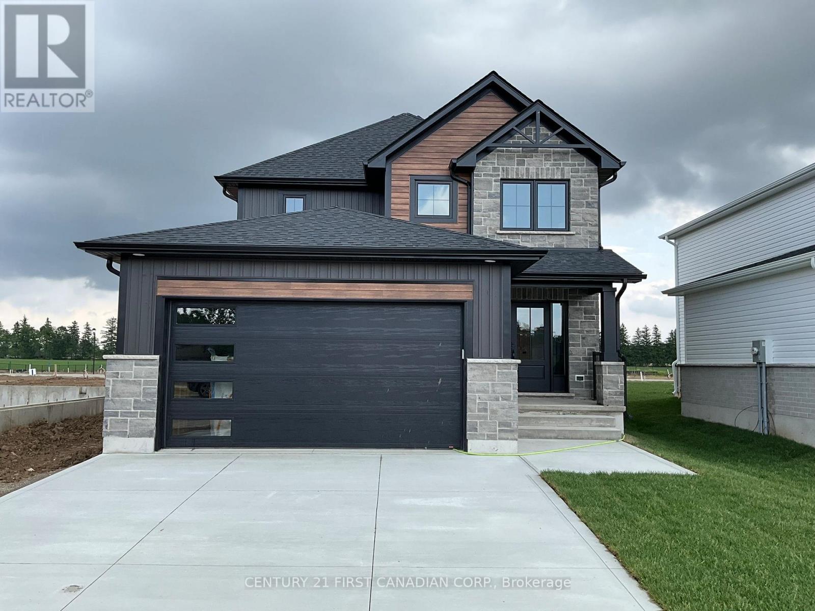 656 KETTER WAY, Plympton-Wyoming (Plympton Wyoming)