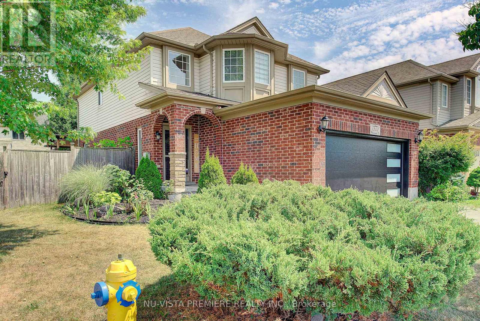 1342 BLACKMAPLE DRIVE, London East (East A)