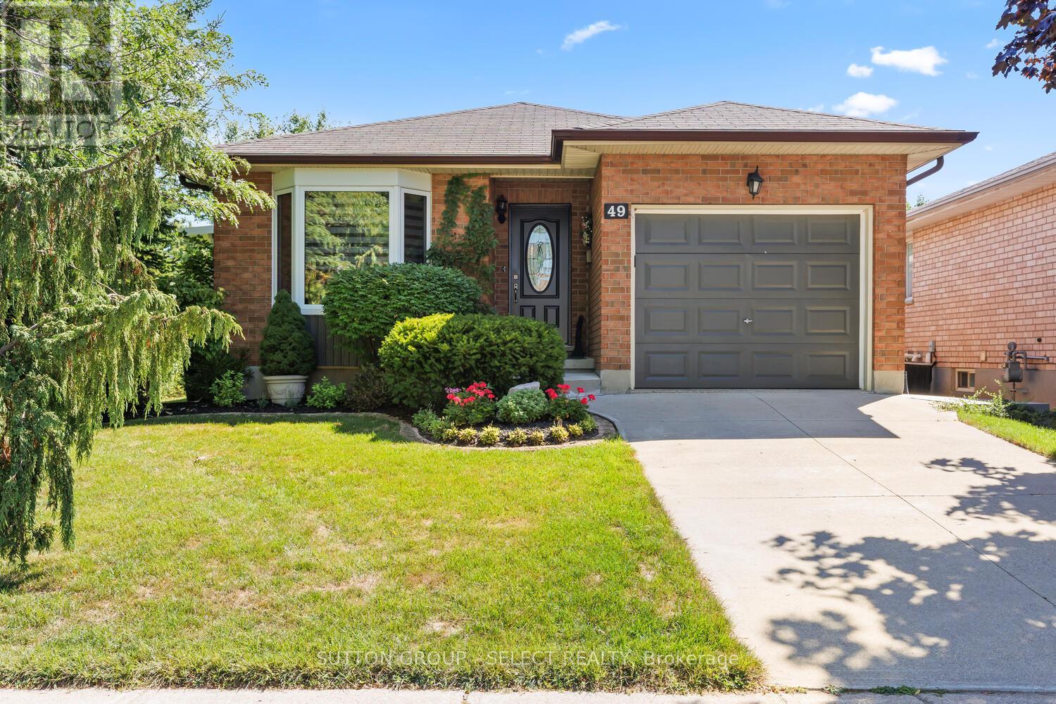 49 NEAL AVENUE, St. Thomas