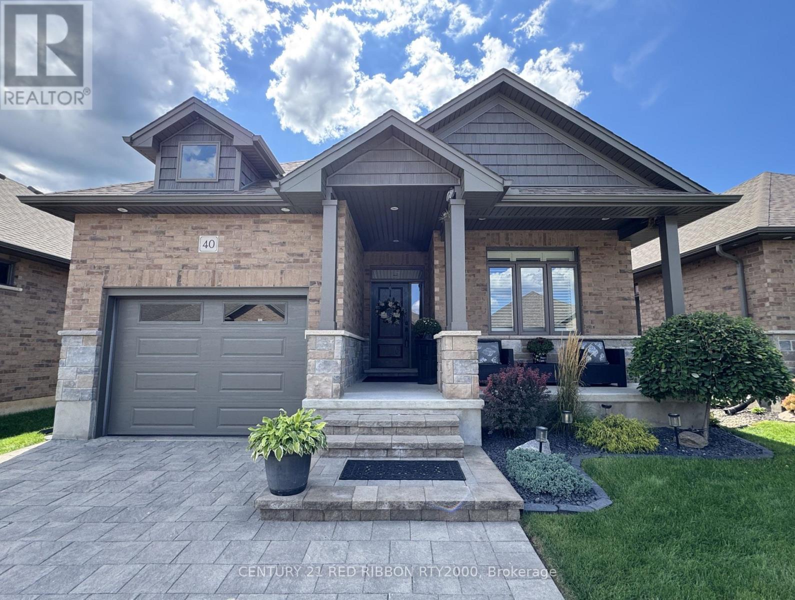 40 - 159 COLLINS WAY, Strathroy-Caradoc (SE)