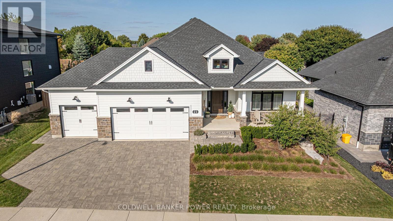 21 EDGEVIEW CRESCENT, Middlesex Centre (Komoka)