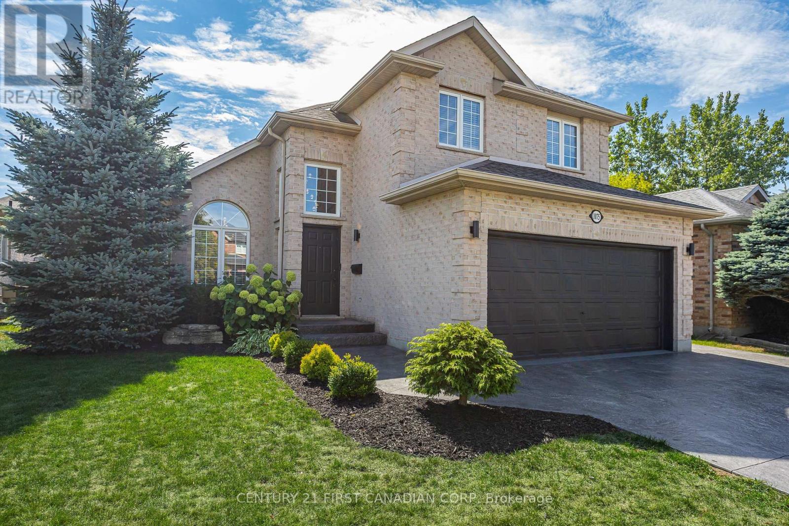 1075 BLACKMAPLE COURT, London East (East A)