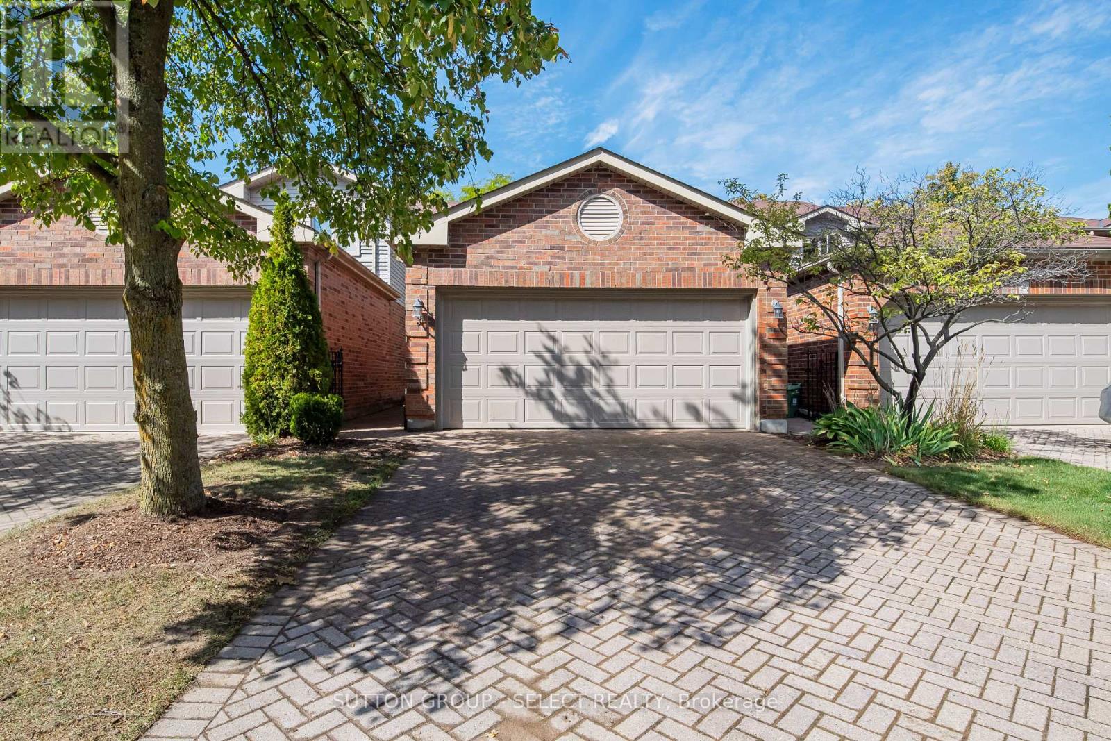 3 - 70 SUNNYSIDE DRIVE, London North (North G)