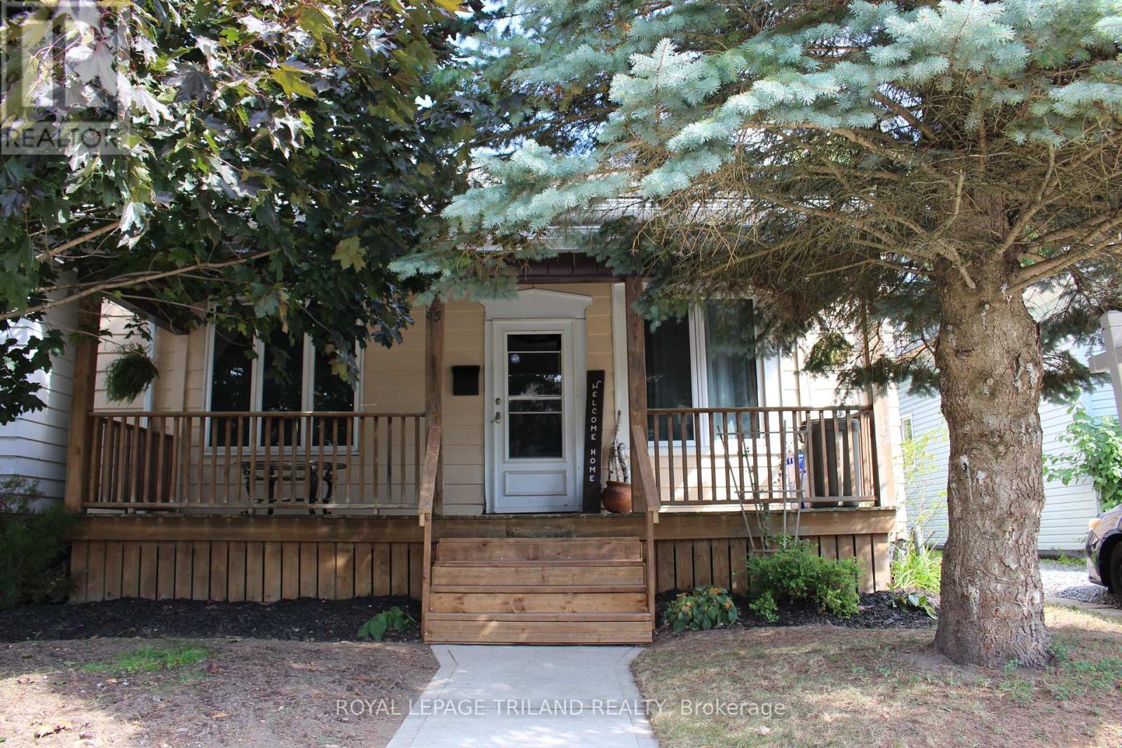 83 FLORA STREET, St. Thomas