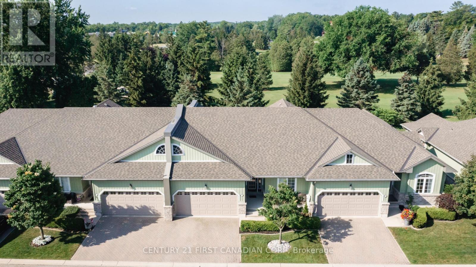 5 OAKWOOD LINKS LANE, Lambton Shores (Grand Bend)