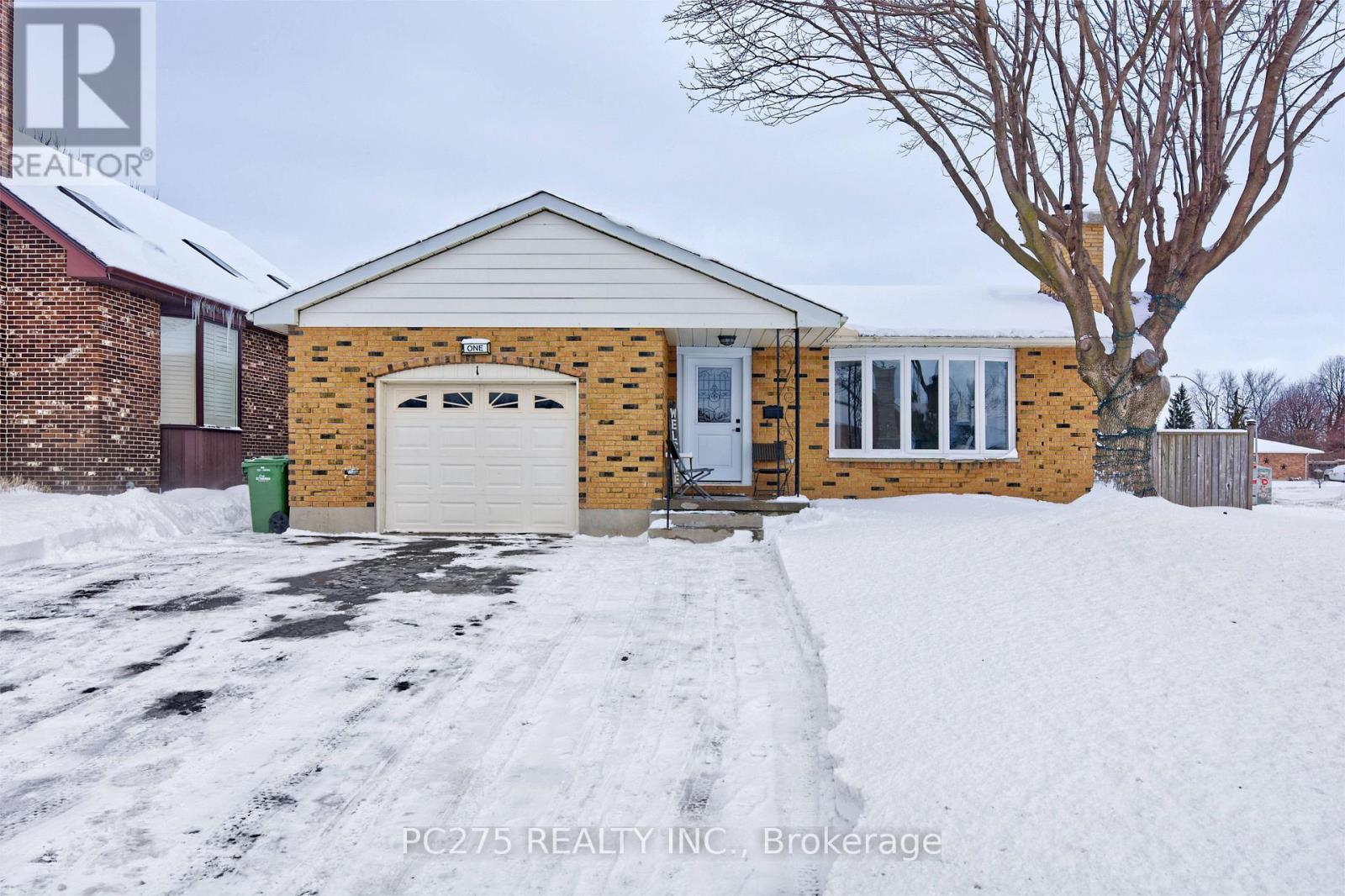 1 IDSARDI AVENUE, St. Thomas