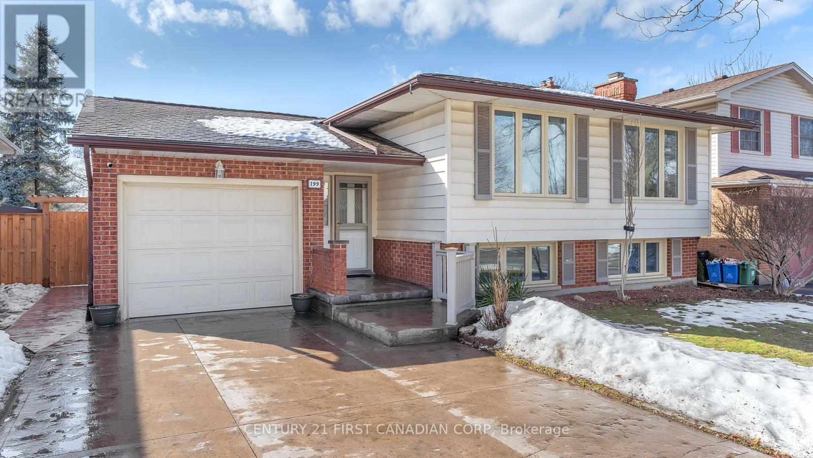 199 HIGHVIEW AVENUE W, London