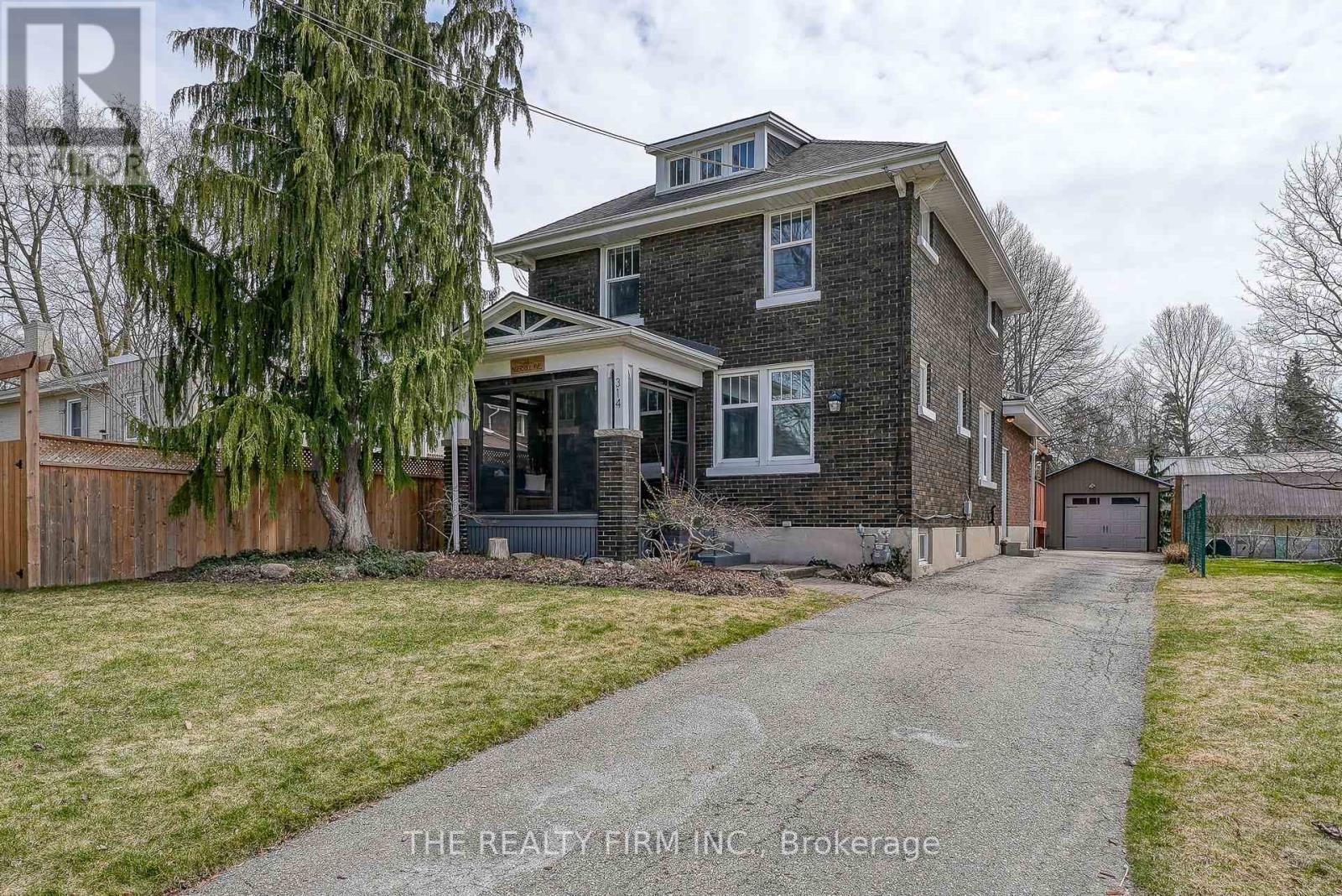 314 INGERSOLL AVENUE, Woodstock (Woodstock - North)