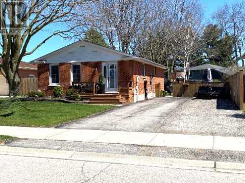 27 ANNE STREET E, Aylmer