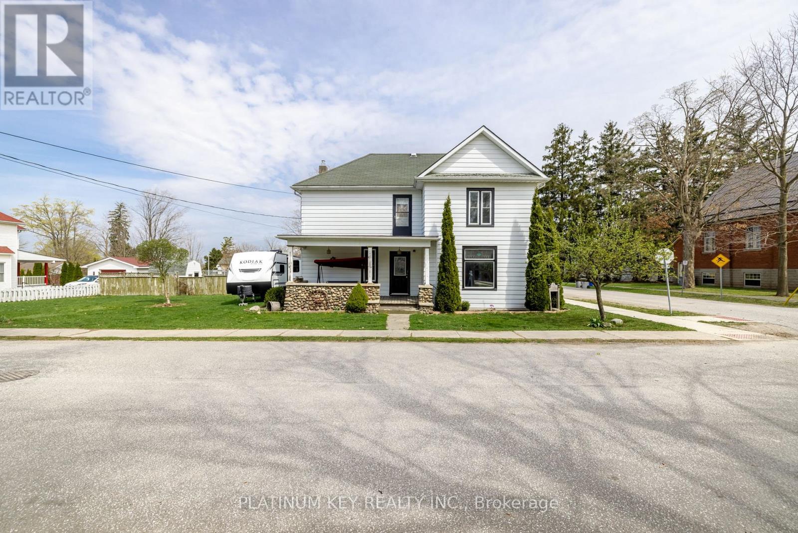10 SMITH STREET, Lambton Shores (Arkona)