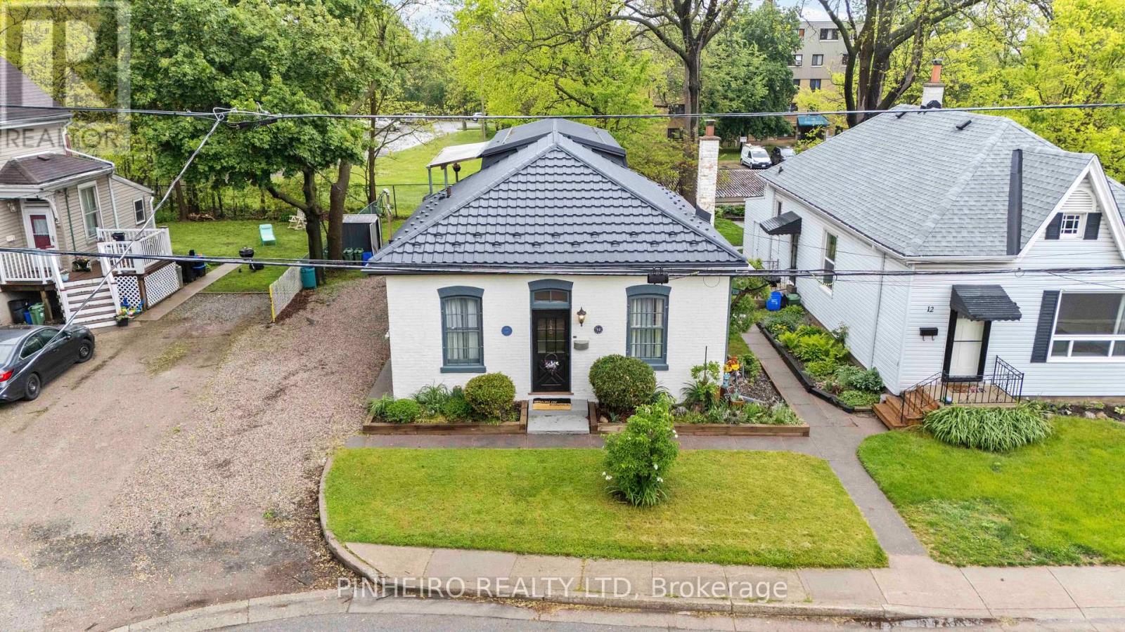 10 MCCLARY AVENUE, London South (South F)