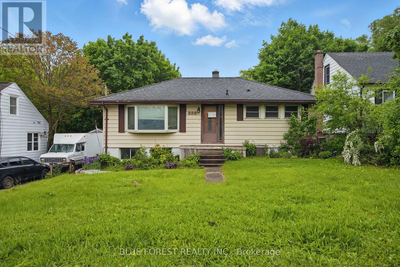 338 FAIRVIEW AVENUE, London South (South H)