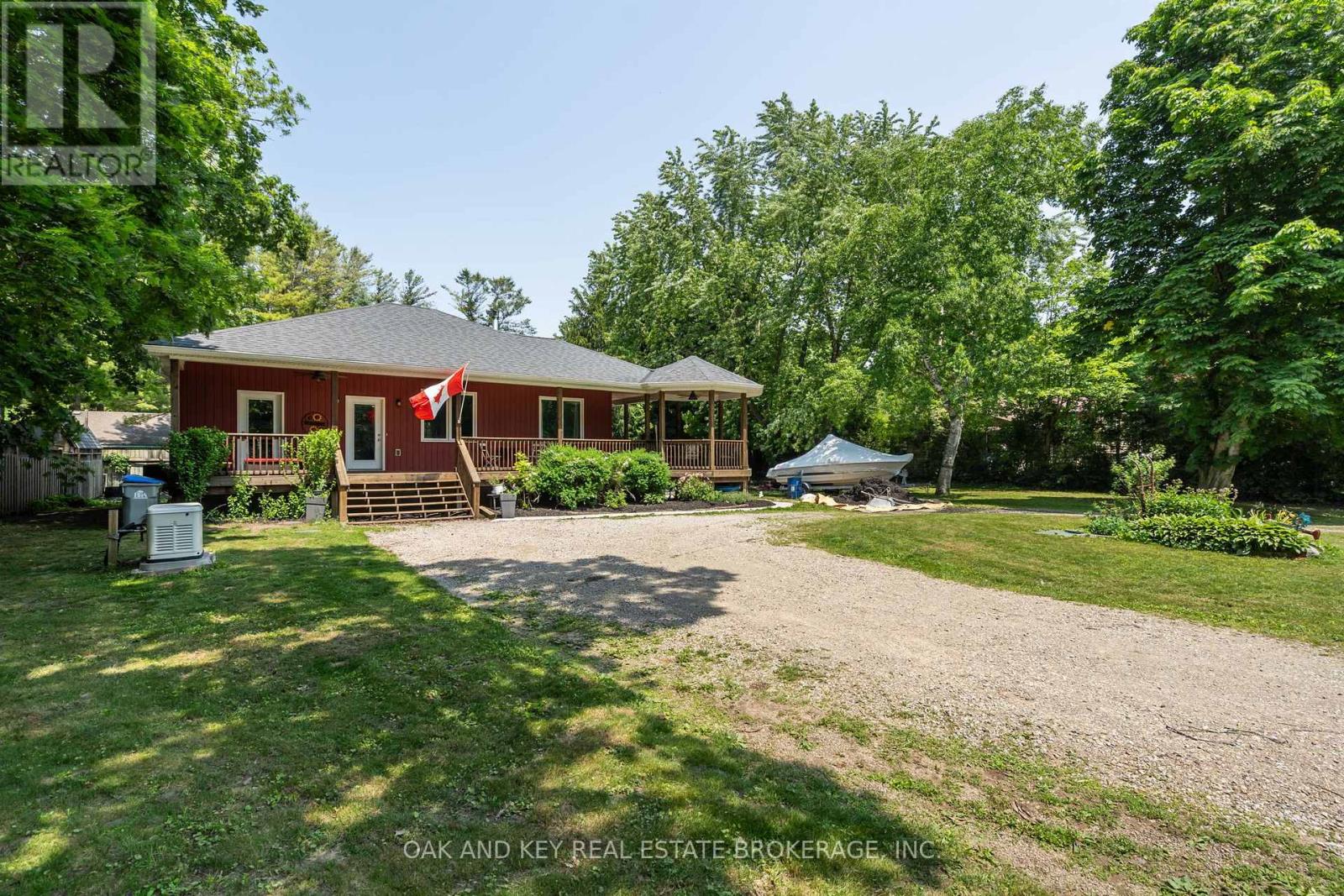 10016 PORT FRANKS ROAD, Lambton Shores (Port Franks)