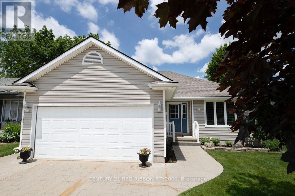 38 BELLA STREET, Strathroy-Caradoc (SE)