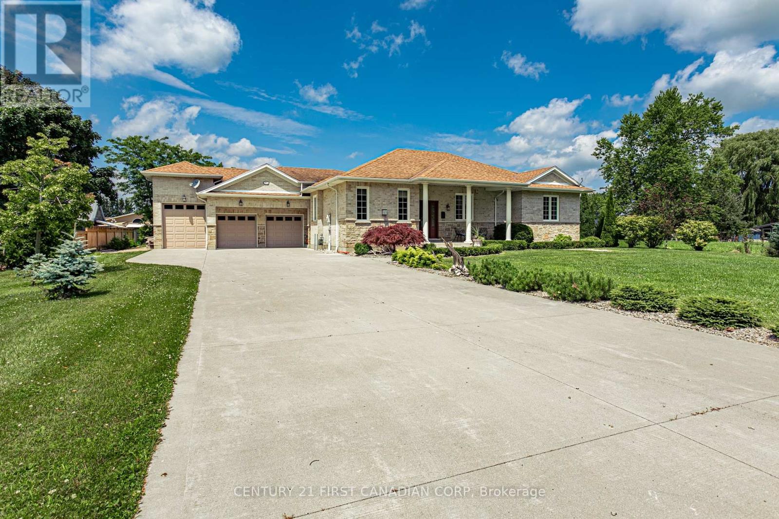 11507 LAGONDA WAY, Chatham-Kent (Rondeau Area)