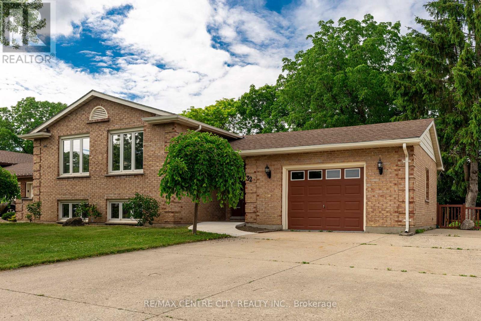 32 LAKEVIEW CIRCLE, St. Thomas