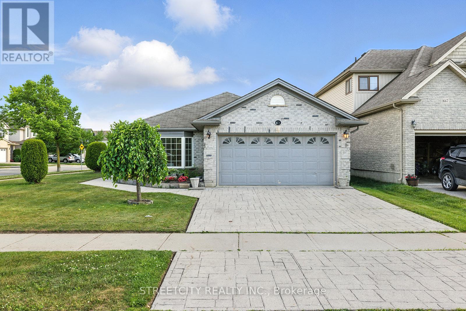 1673 MCNEIL ROAD, London South (South U)