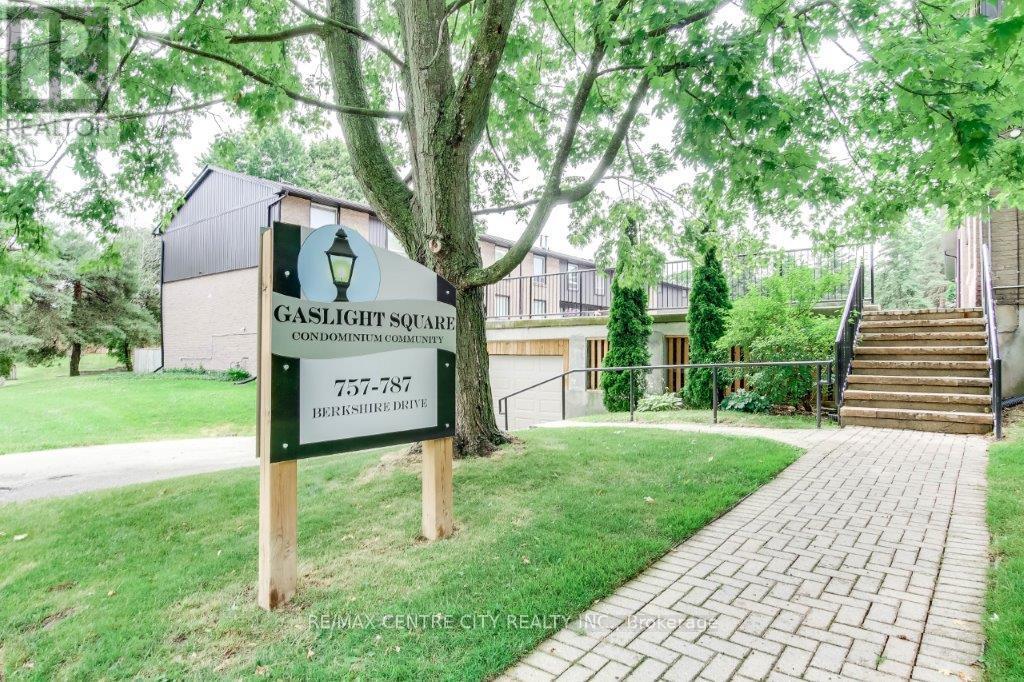 769 BERKSHIRE DRIVE, London South (South N)