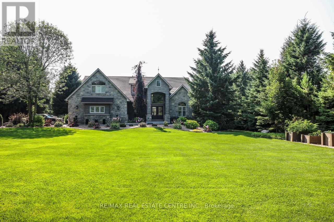 203 EAST RIVER ROAD, Brant (Paris)