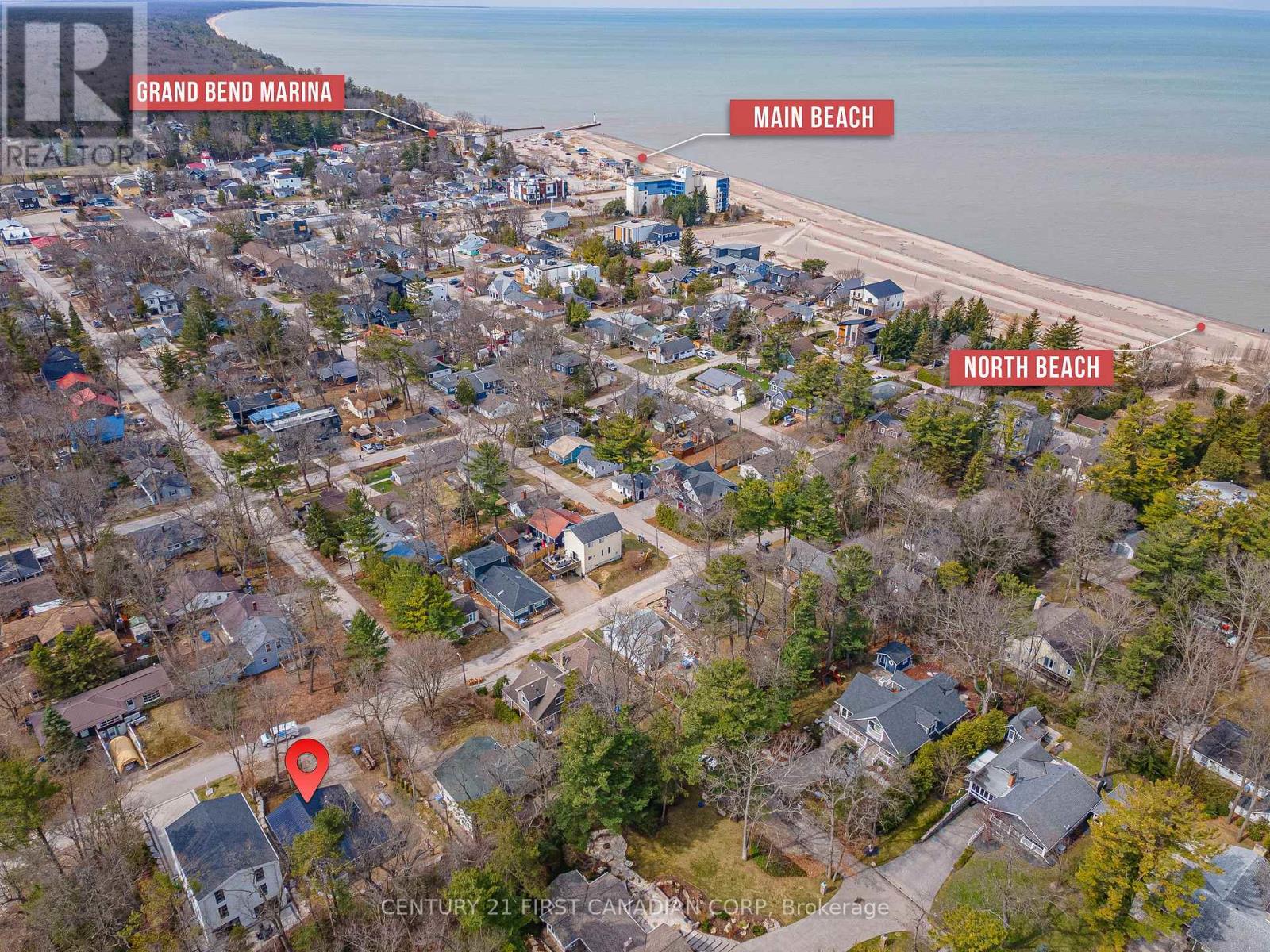 37 WALKER STREET, Lambton Shores (Grand Bend)