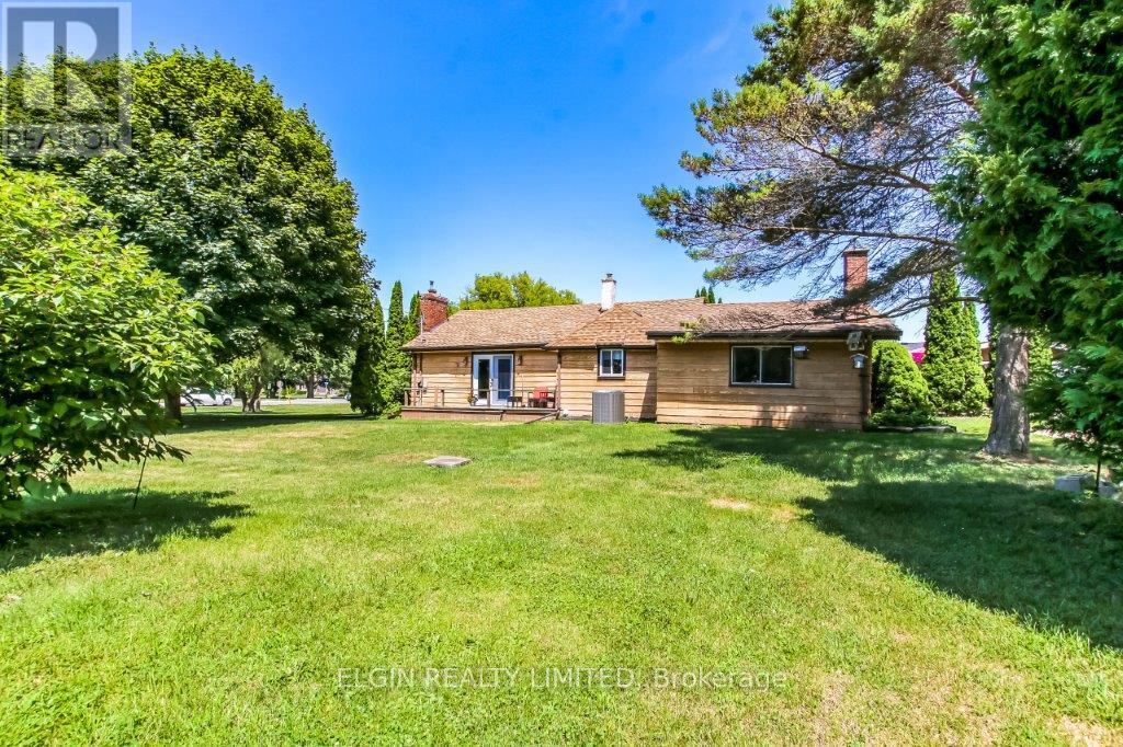 6378 SUNSET ROAD, Central Elgin