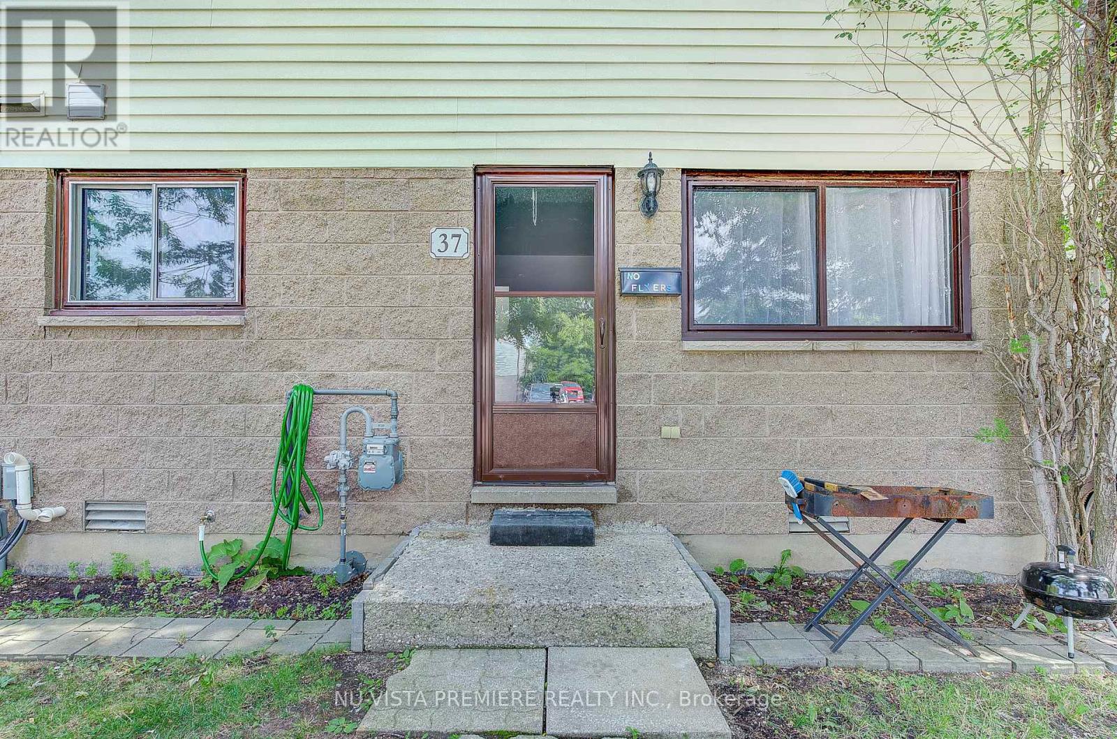 37 - 825 DUNDALK DRIVE, London South (South Q)