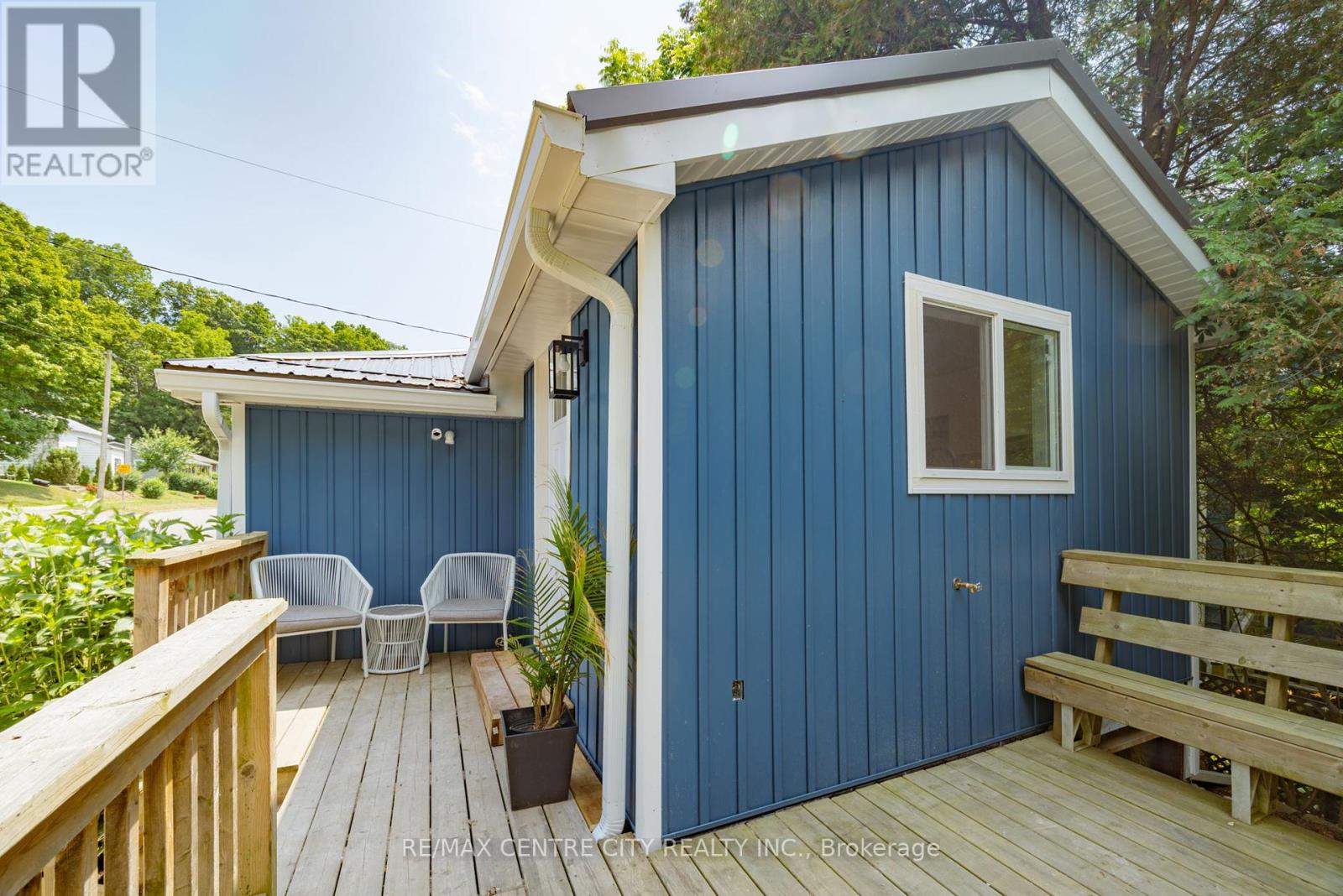 277 CHARLOTTE STREET, Central Elgin (Port Stanley)