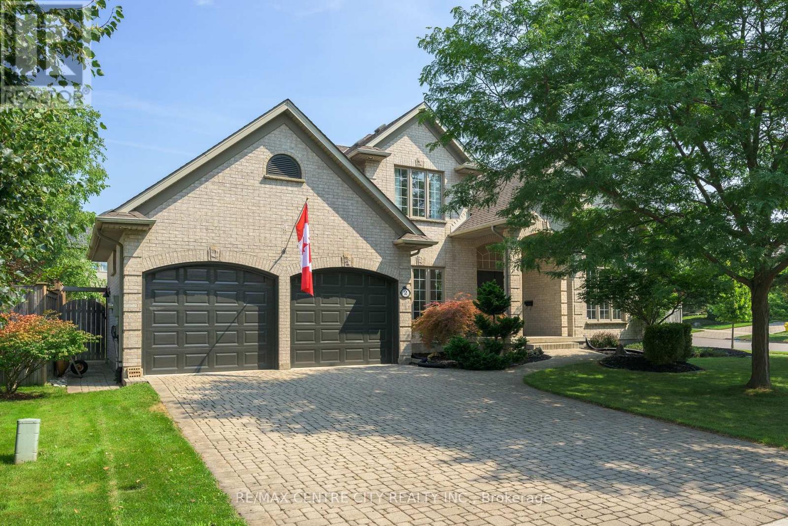 2 MANTLE PLACE, London North (North O)