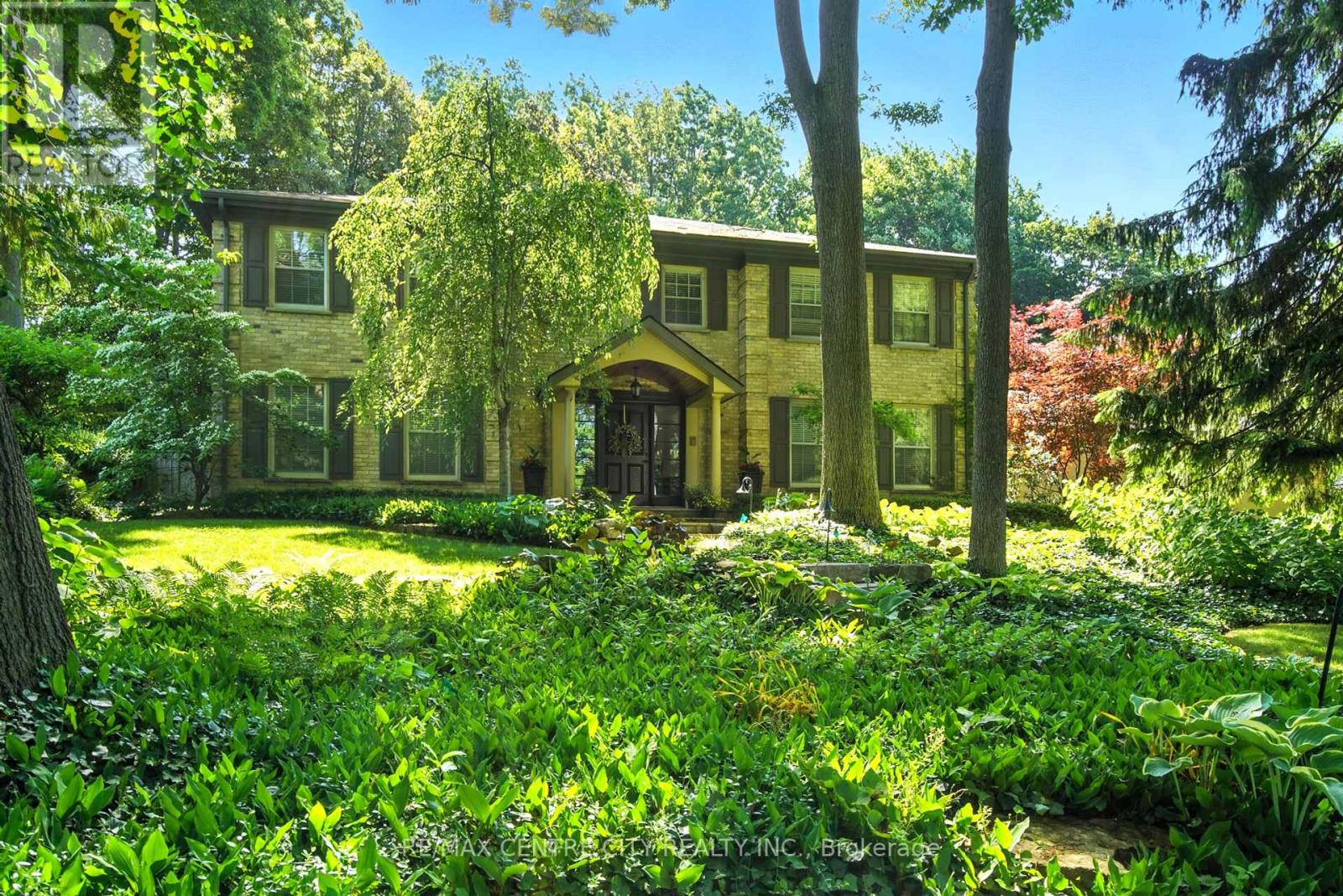 129 WYCHWOOD PLACE, London North (North J)