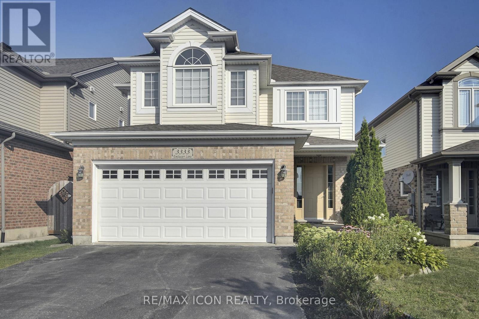 3333 EMILYCARR LANE, London South (South W)