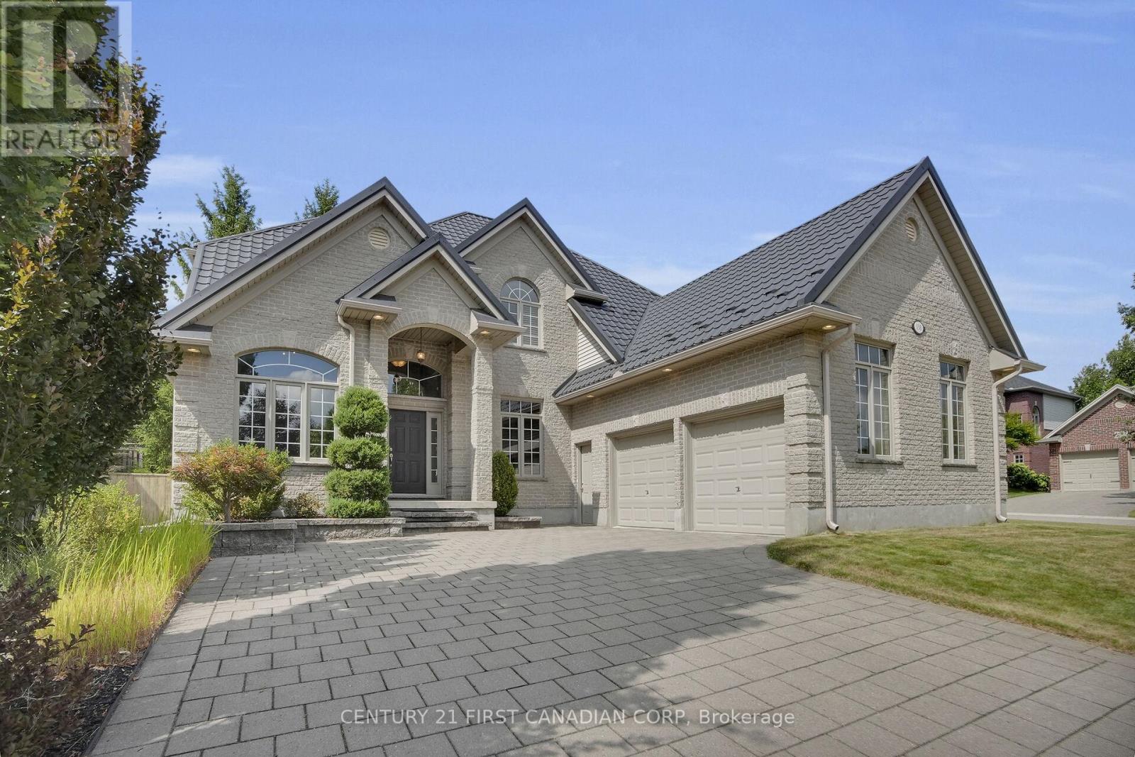 138 CHAMBERS AVENUE, London North (North B)