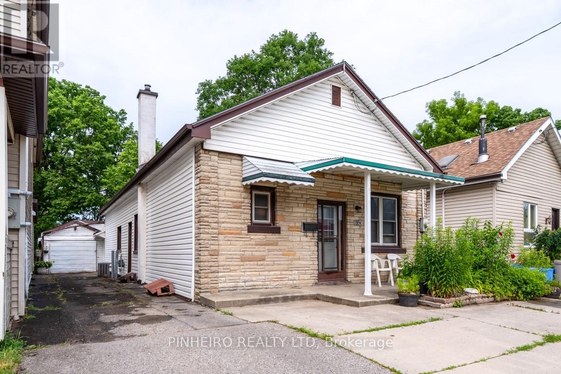 161 DREANEY AVENUE, London East (East L)