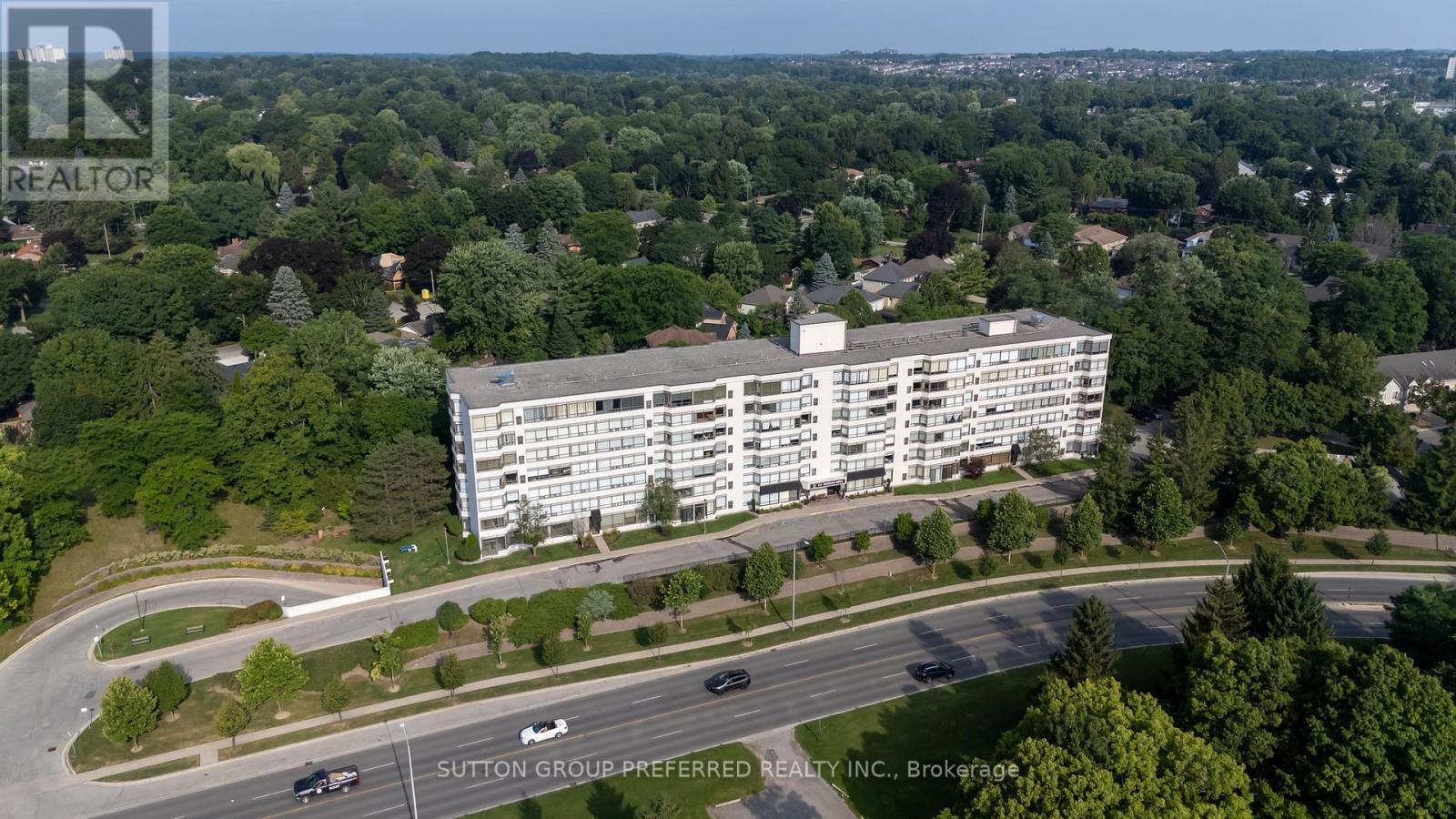 609 - 521 RIVERSIDE DRIVE, London North (North P)