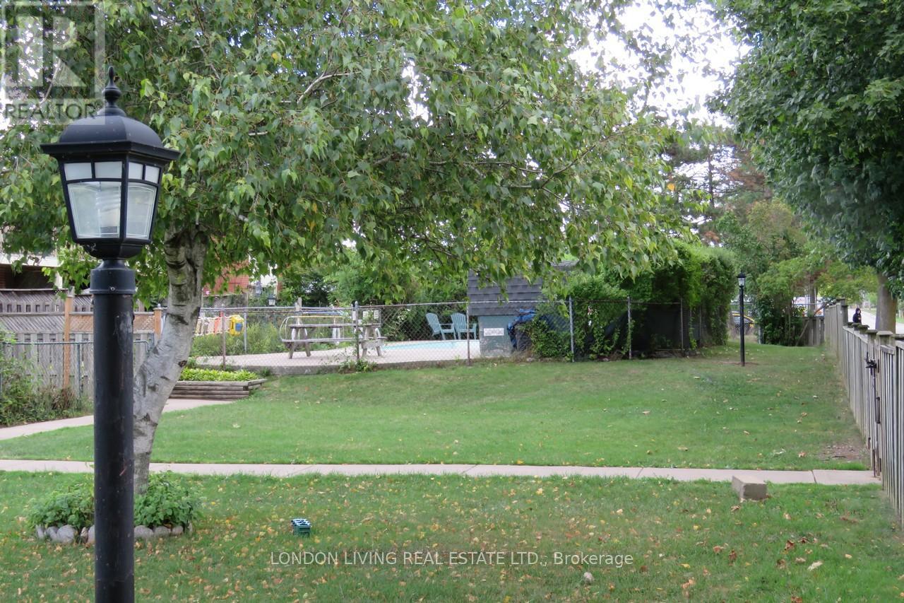 7 - 1002 KIPPS LANE, London East (East A)