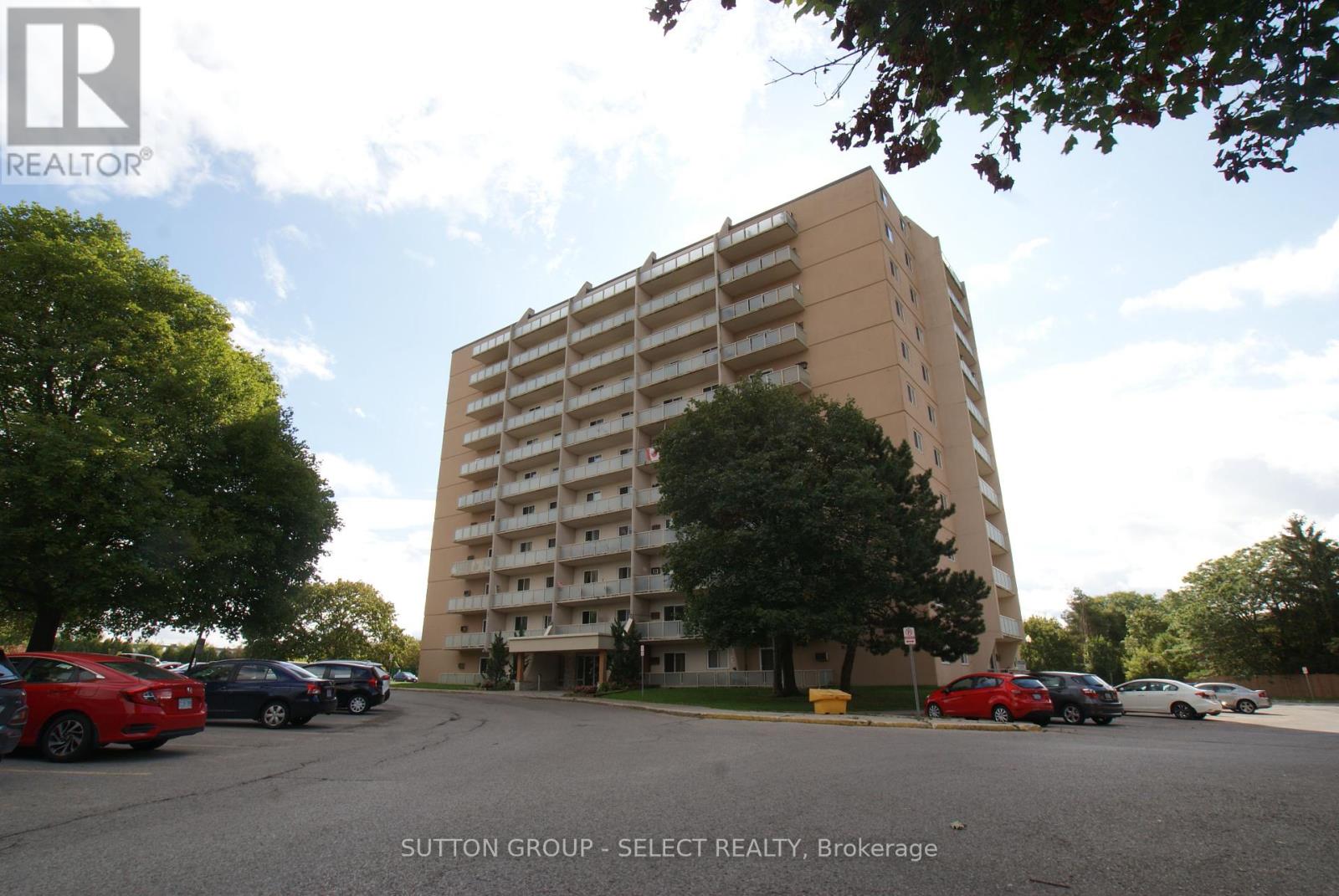 702 - 563 MORNINGTON AVENUE, London East (East G)