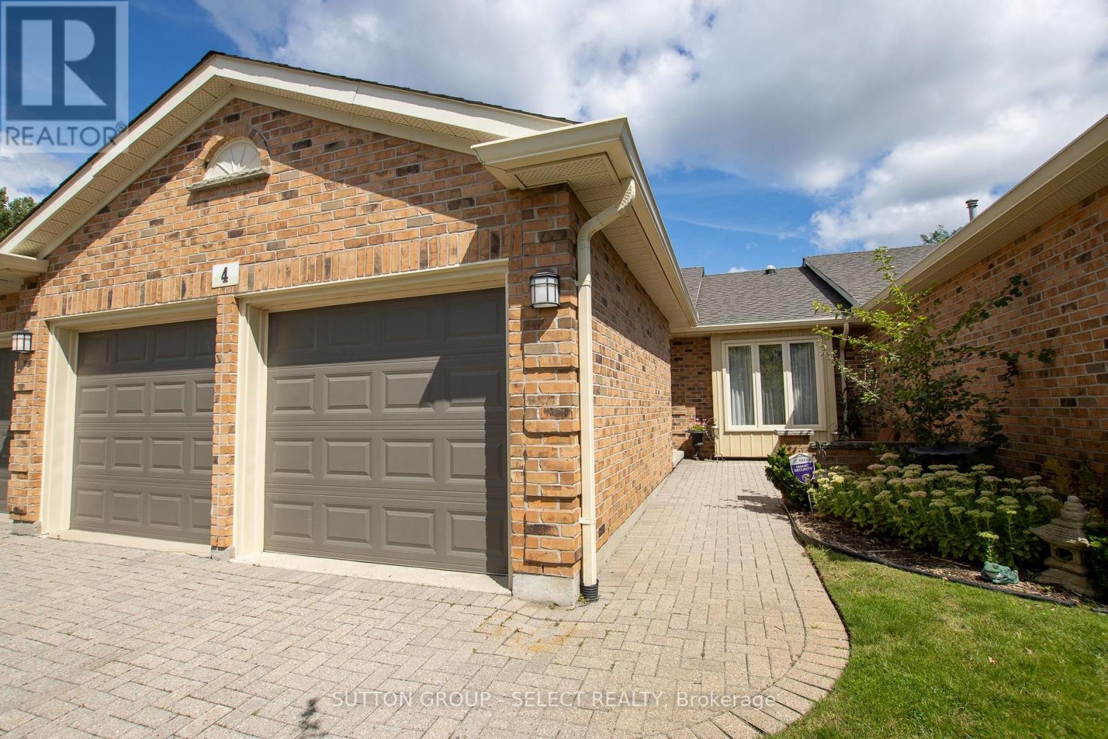 4 - 445 RIVERSIDE DRIVE, London North (North N)