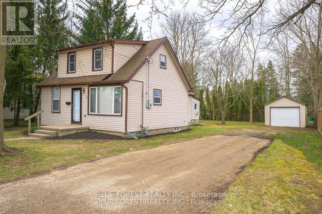 186 VICTORIA STREET, Southwest Middlesex (Glencoe)