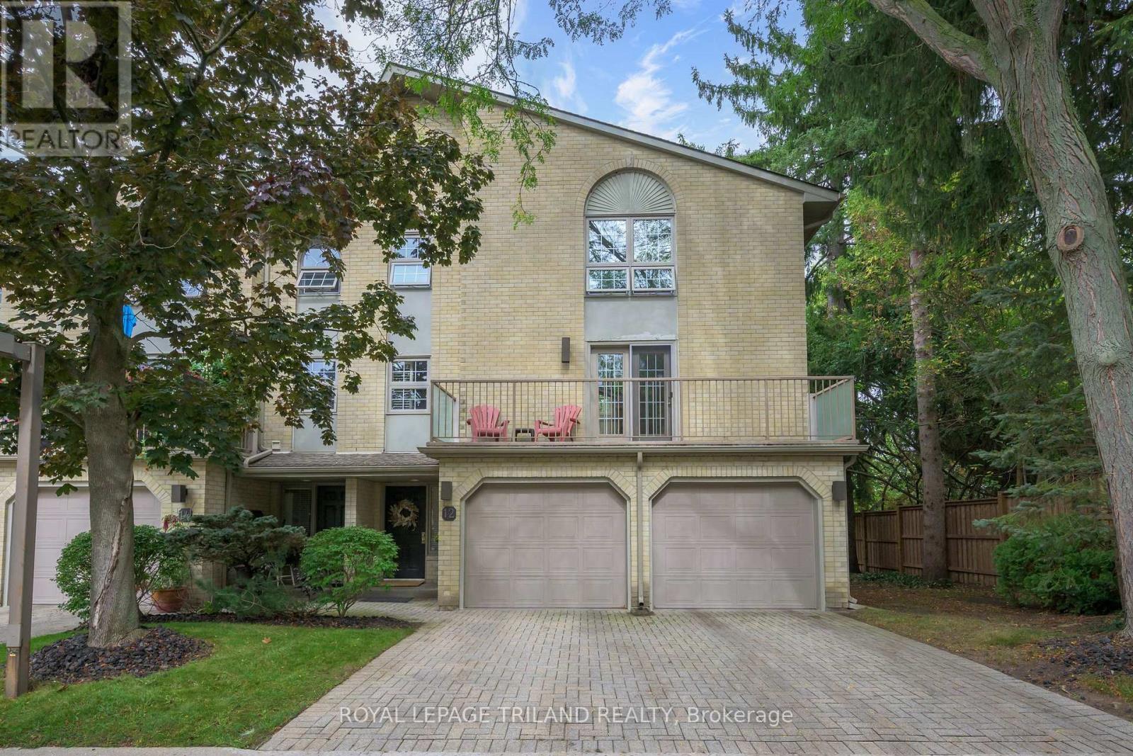 12 - 1399 COMMISSIONERS ROAD W, London South (South B)