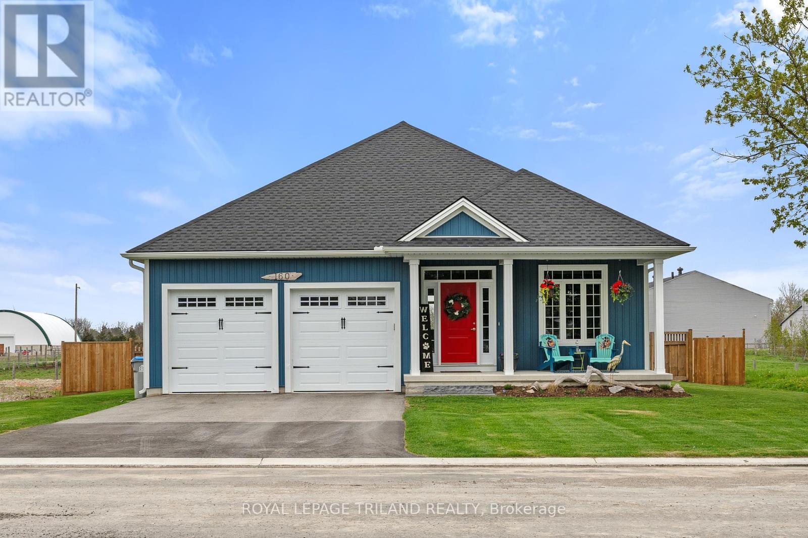 160 ELIZABETH STREET, Lambton Shores (Thedford)