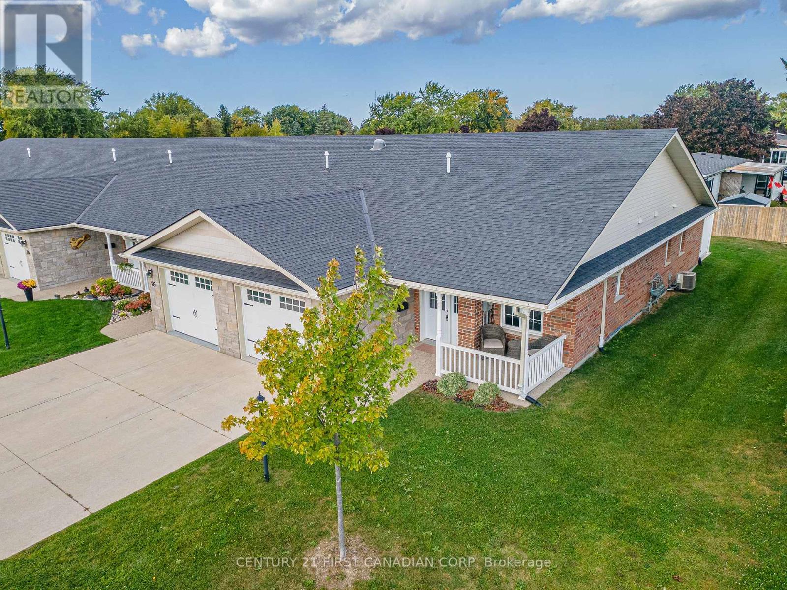 24 DEVON DRIVE, South Huron (Exeter)