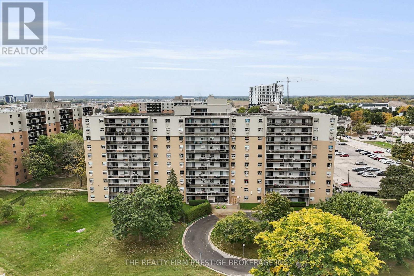 508 - 931 WONDERLAND ROAD S, London South (South M)